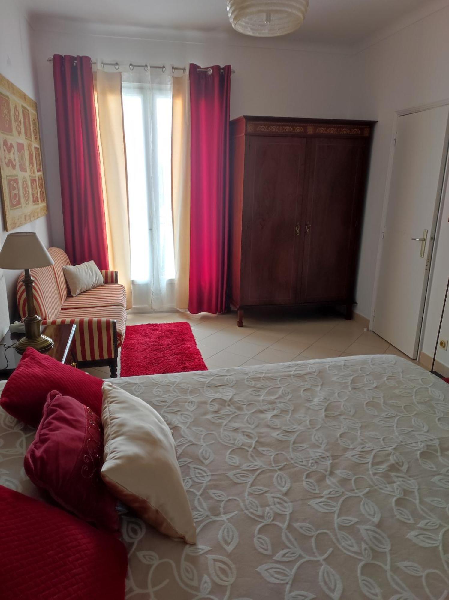 נאזרה Comfort Beach House מראה חיצוני תמונה